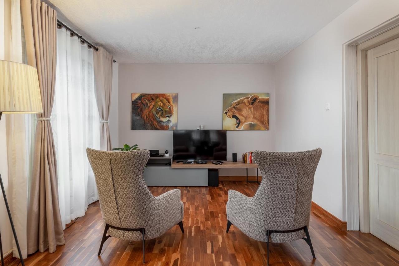 Ewange - A Casa Mia Panzió Kampala Kültér fotó
