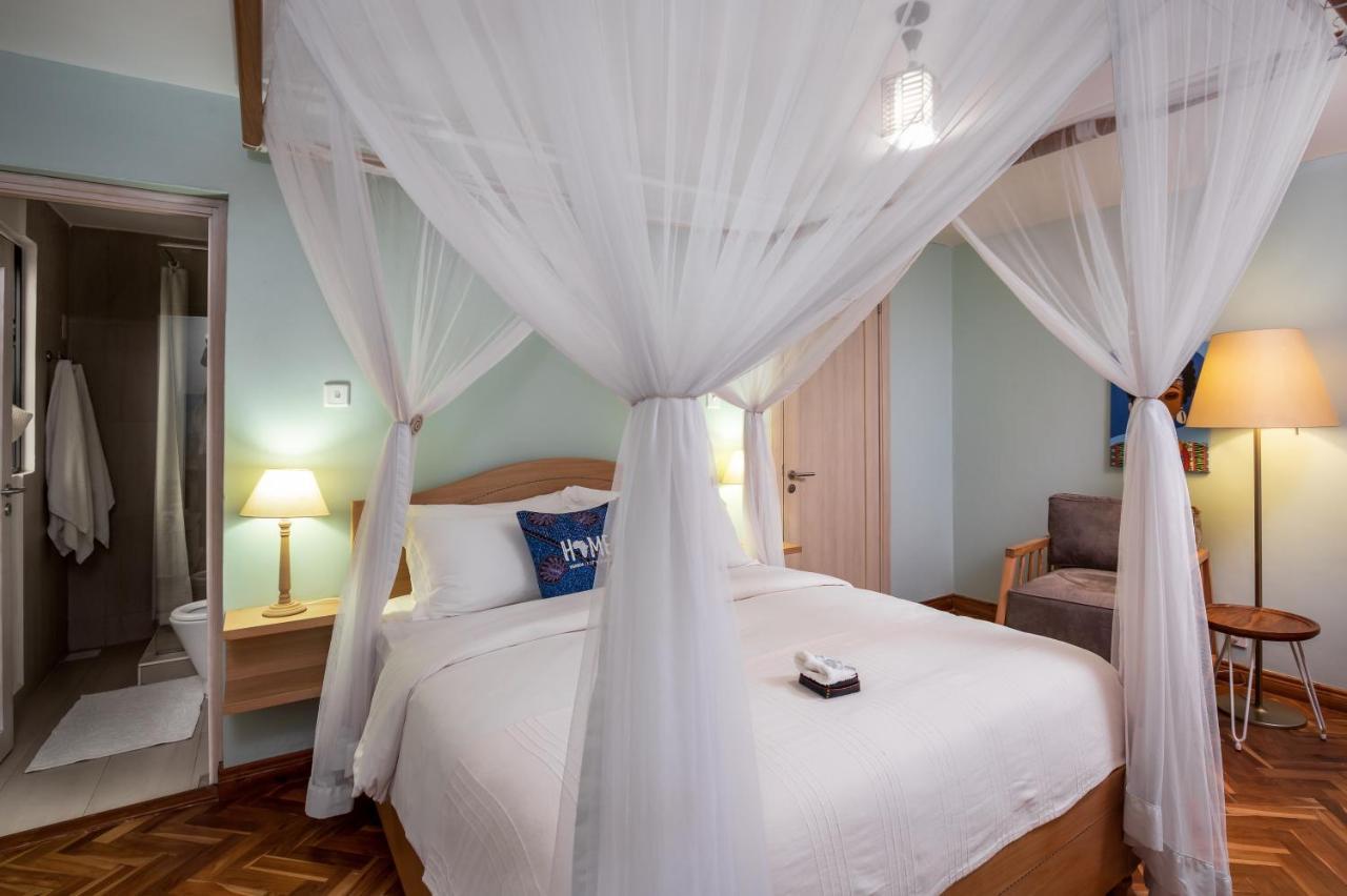 Ewange - A Casa Mia Panzió Kampala Kültér fotó