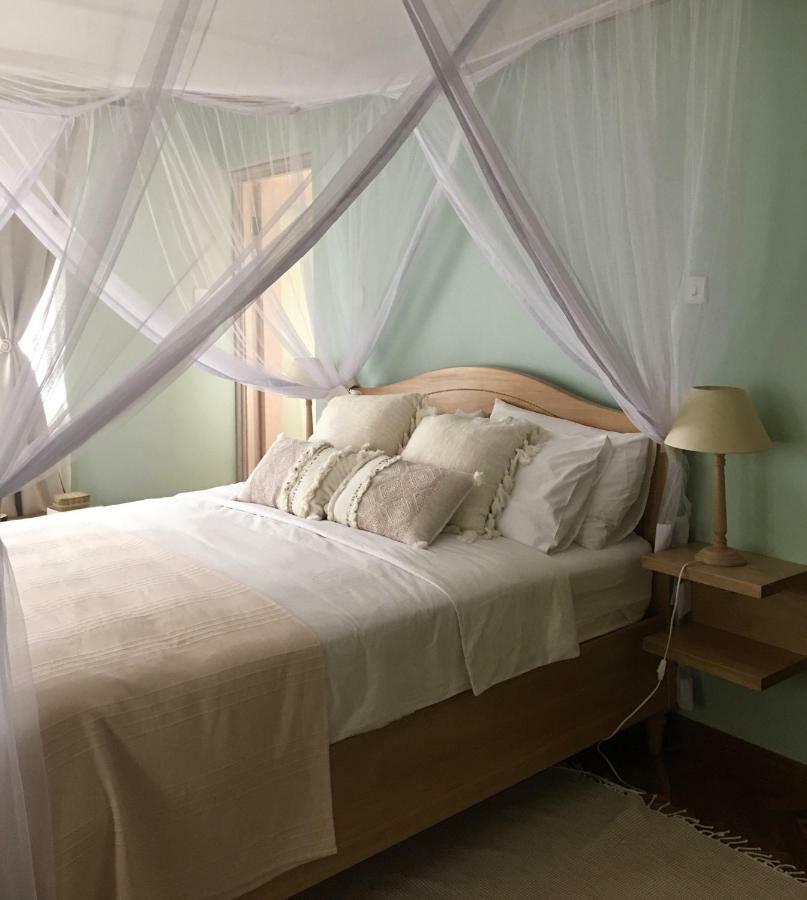 Ewange - A Casa Mia Panzió Kampala Kültér fotó